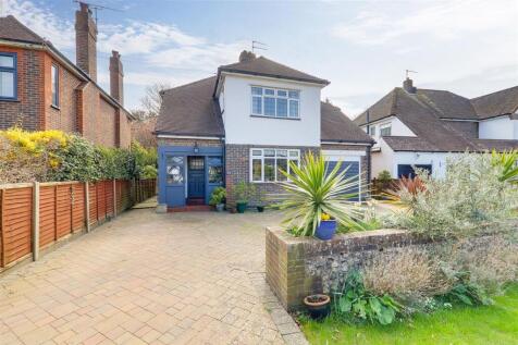 Hillside Avenue, Worthing, BN14