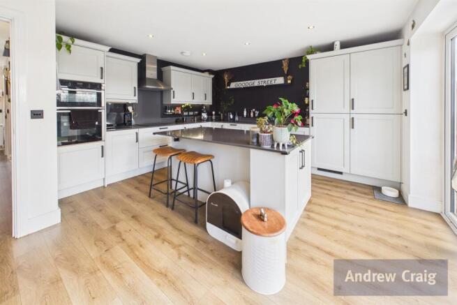 Kitchen Dining &