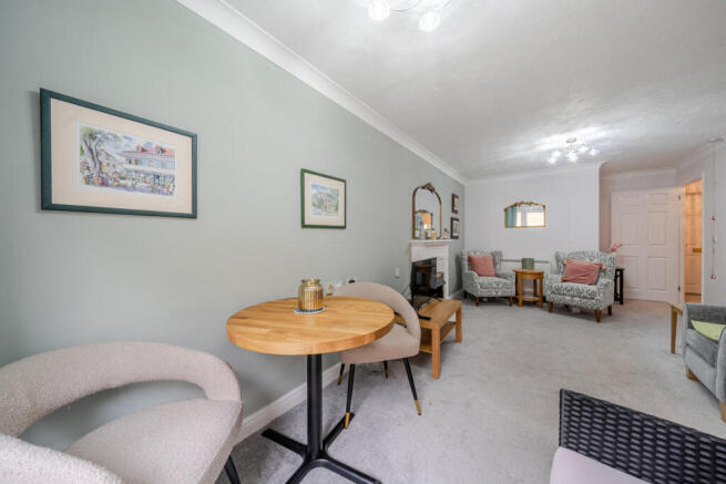 1431912-15-69b93c...