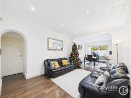 114, Cheyneys Avenue, Edgware HA8 6SE
