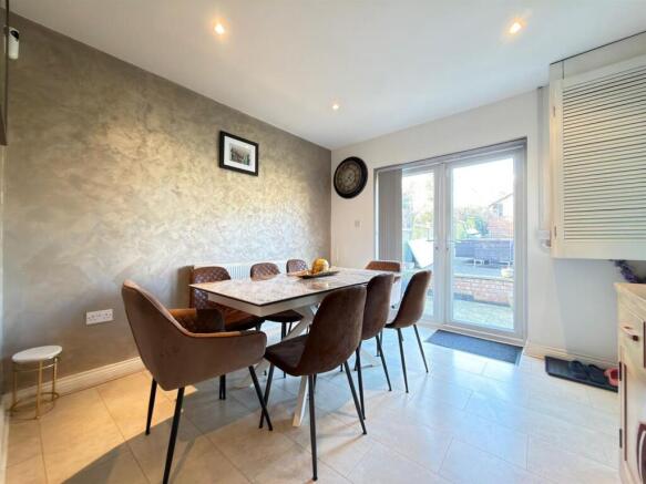 Kitchen / Diner