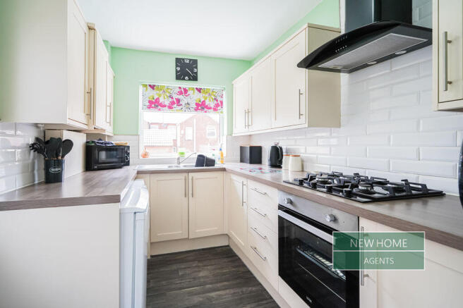 3 bed Terraced for sale Image 9