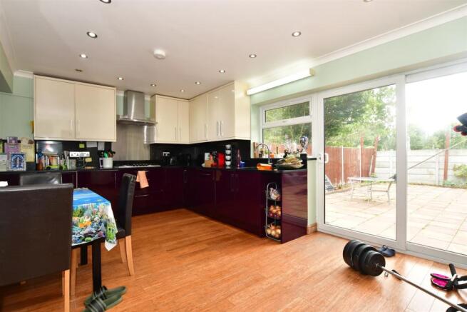 Kitchen/Breakfast Room