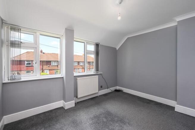 3 bed End of Terrace to rent Image 8