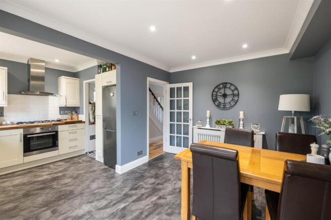 Kitchen/Dining Room