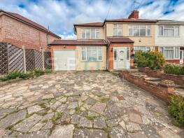 50, Riverdene, Edgware HA8 9TD