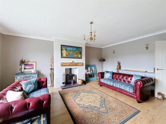 3 bed Detached Bungalow for sale Image 5