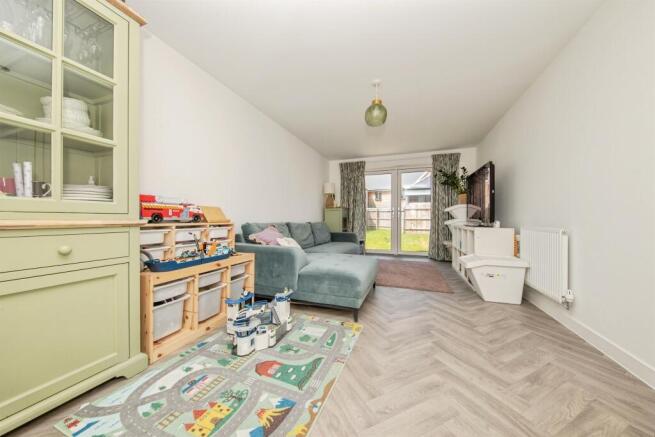Vardri Close, Colchester photo 4