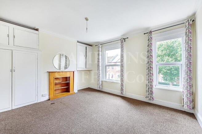 21 Huddlestone Road (13).jpg