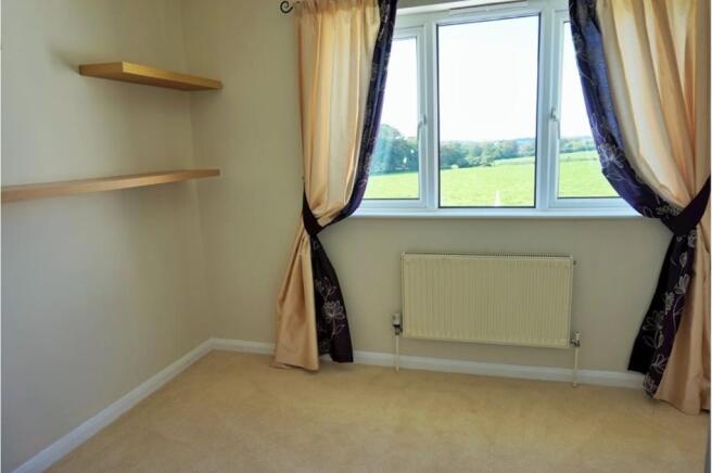 Study / Bedroom 5