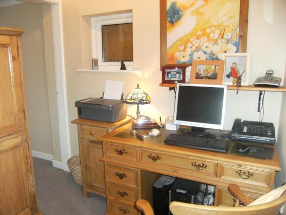 Photo 8