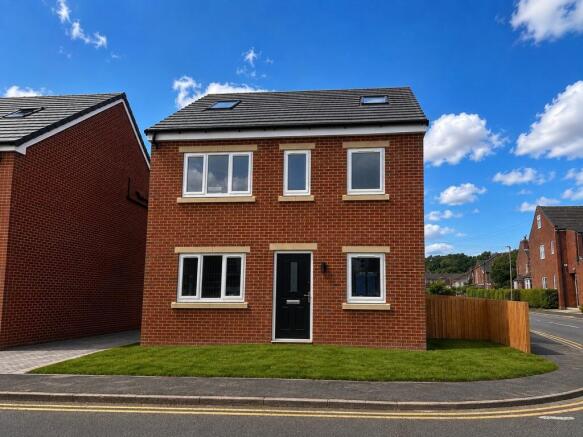 4 bed Detached for sale Image 4