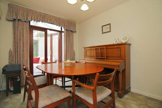 3 bed Semi-Detached for sale Image 8
