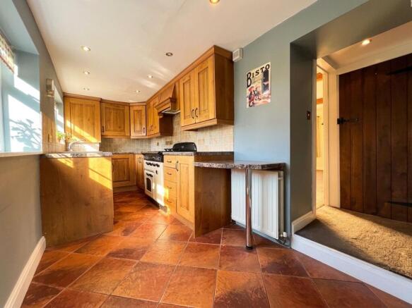 2 bed Cottage for sale Image 4