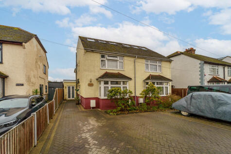 Burgoyne Road, Sunbury-on-Thames