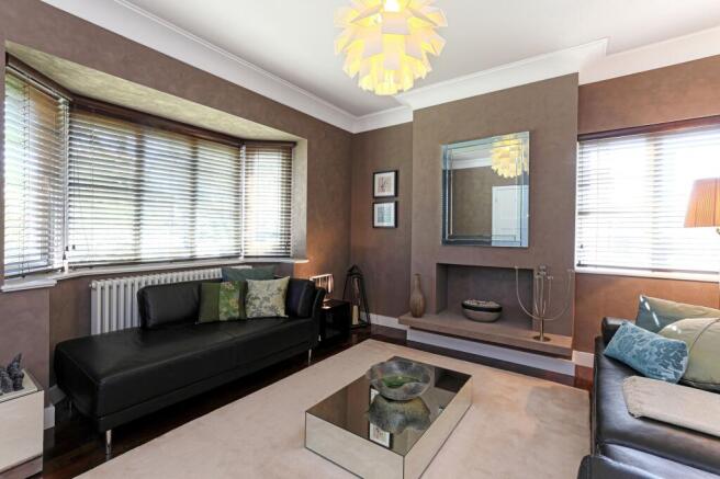 4 bed Detached for sale Image 10