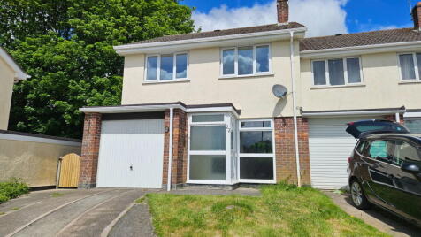 Polgover Way, St. Blazey, Par, PL24 2DL