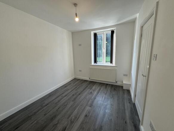 3 bed House to rent Image 9