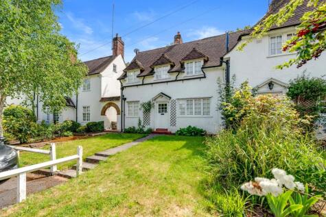 Chatham Close, London, NW11