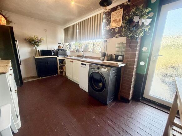 3 bed End of Terrace for sale Image 5