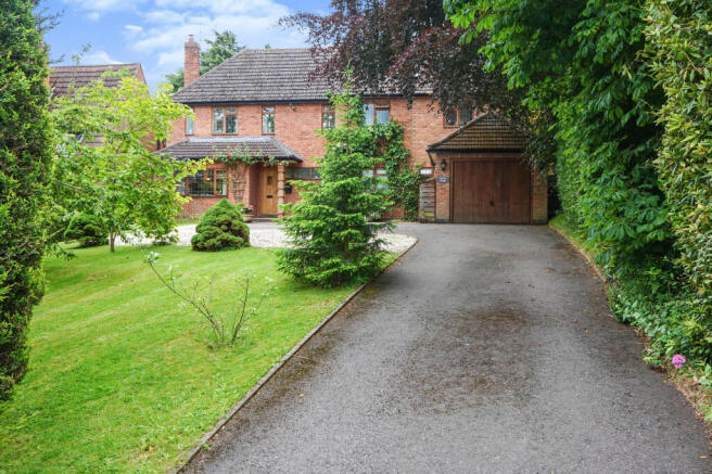 Front Garden And Driveway
