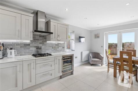 Hadfield Close, Wickford, Essex, SS11