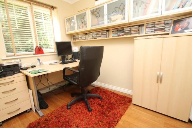 Photo 8