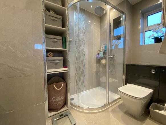 Ensuite.jpg