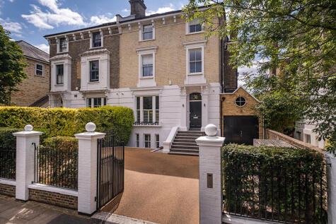 St. John's Avenue, London, SW15