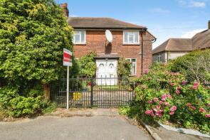23, Maldon Walk, Woodford Green IG8 7HA