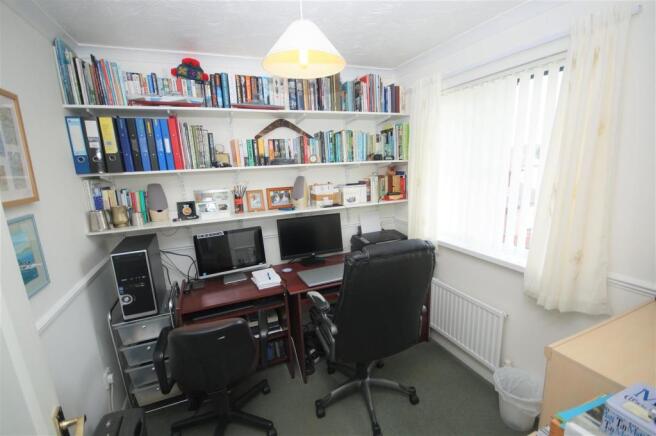 Bedroom 3.JPG