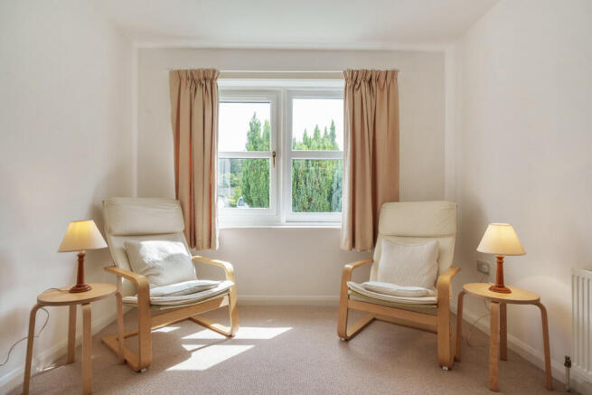 Living / Dining R...