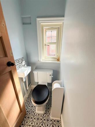 3 bed Semi-Detached for sale Image 11