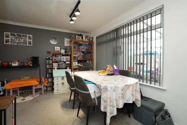 3 bed End of Terrace for sale Image 8