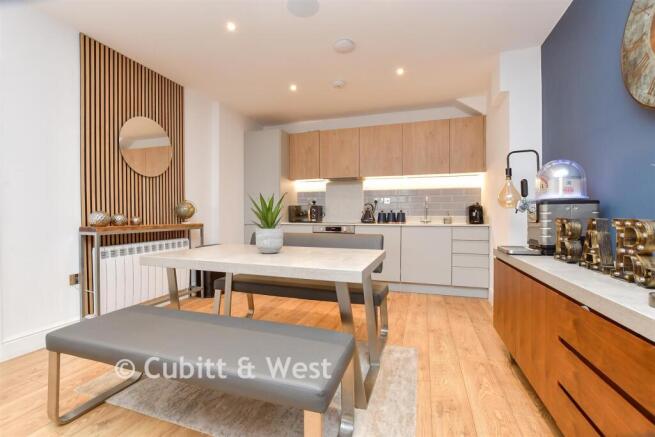 Lounge / Kitchen / Diner