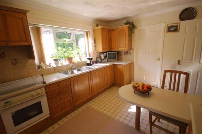 Kitchen/Breakfast Ro