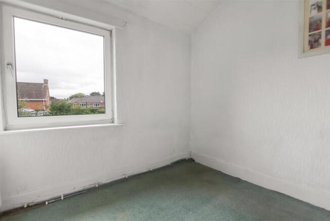 3 bed Terraced for sale Image 10