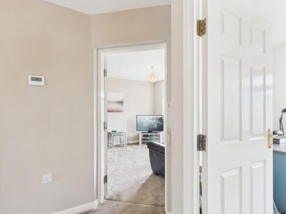 2 bed Apartment for sale Image 8