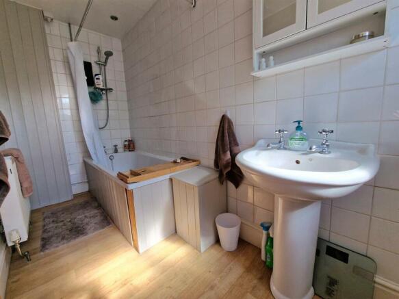 Photo 12