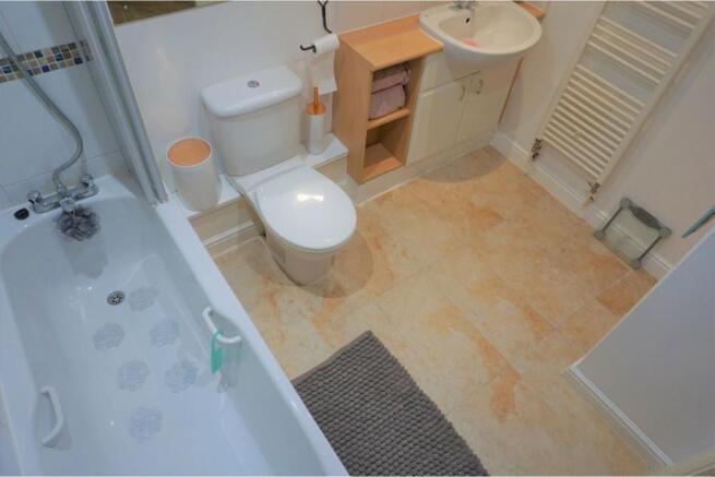 Photo 10