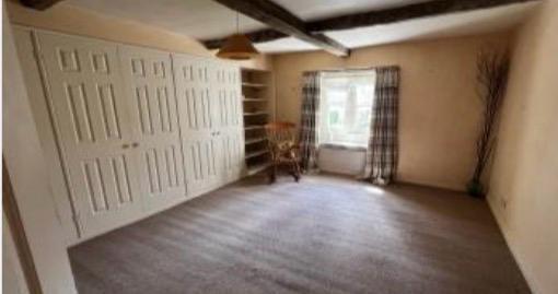 5 bed Semi-Detached for sale Image 9