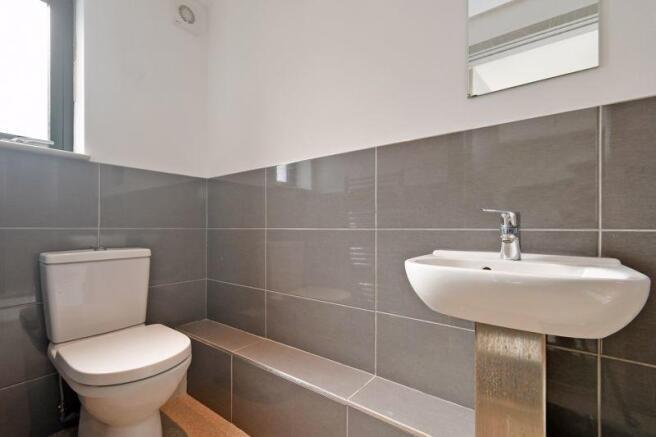 1 bed Flat for sale Image 5