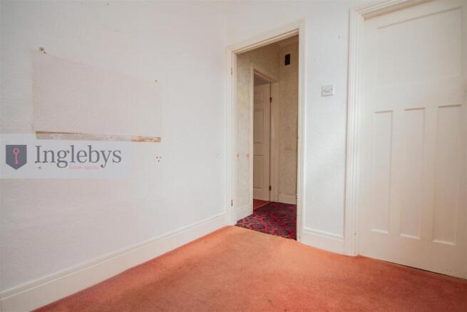 3 bed Semi-Detached for sale Image 8