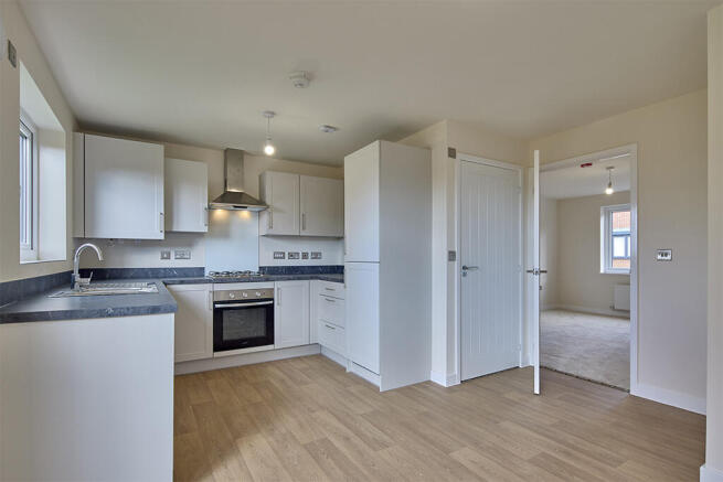 2 bed Semi-Detached for sale Image 5