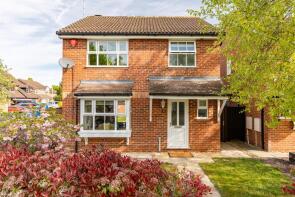 33, Somersham, Welwyn Garden City AL7 2PZ