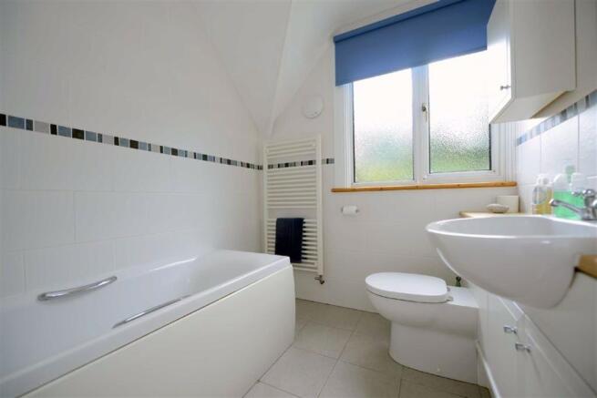 Principal Bathroom