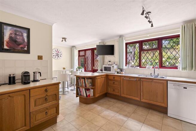 Kitchen/Breakfast Room