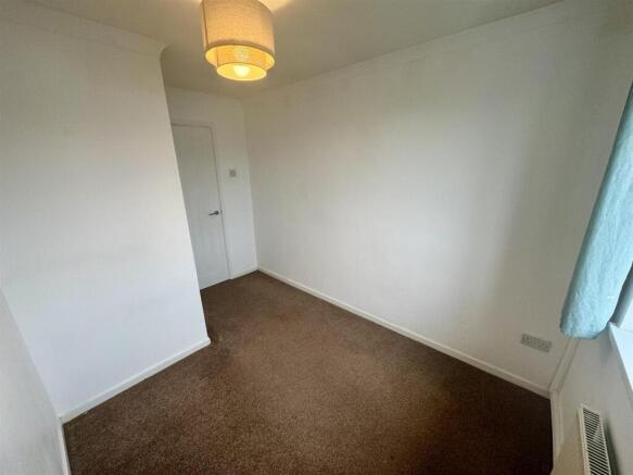 Bedroom 3 (1/2)