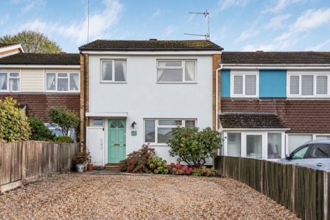 The Oval, Wood Street Village, Guildford, GU3