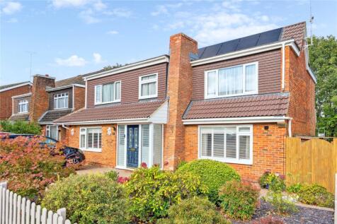 Wootton Drive, Grovehill, Hemel Hempstead, Hertfordshire, HP2